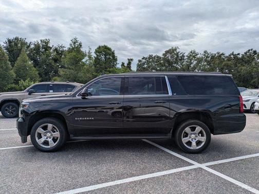 2019 Chevrolet Suburban LT
