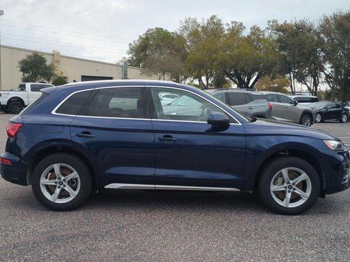 2022 Audi Q5 40 Premium