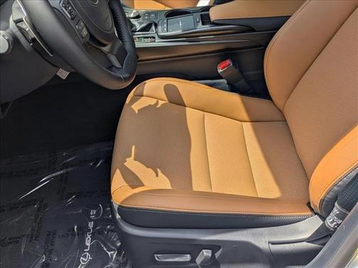 2025 Lexus IS 350 Base