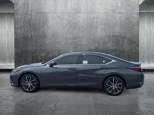 2025 Lexus ES 300h Base