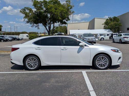 2016 Lexus ES 350 Base