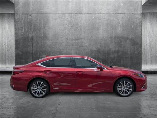 2021 Lexus ES 300h Base
