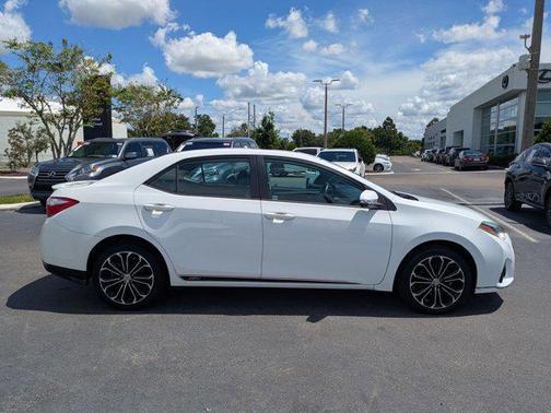 2015 Toyota Corolla S Plus