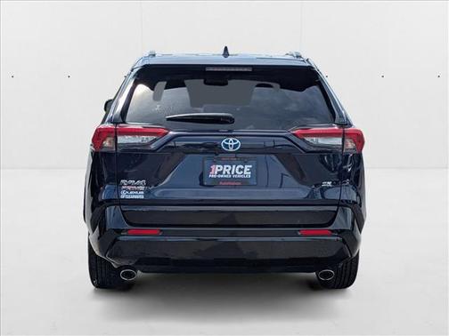 2024 Toyota RAV4 Prime SE