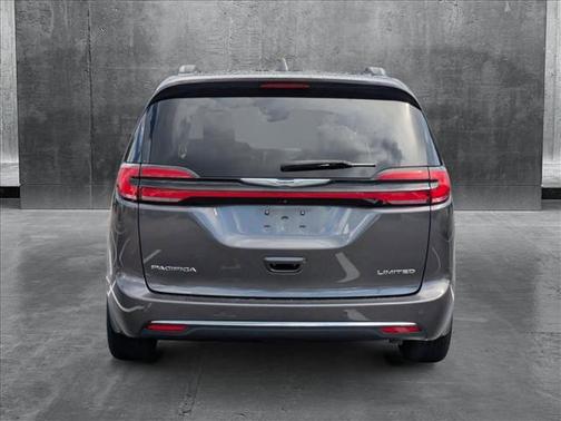 2022 Chrysler Pacifica Limited