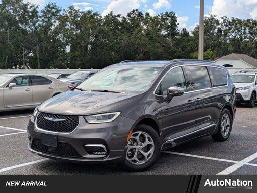 2022 Chrysler Pacifica Limited