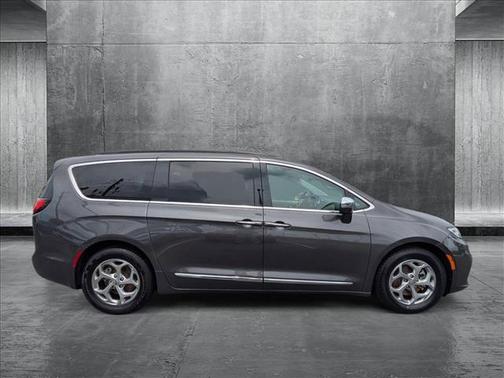 2022 Chrysler Pacifica Limited