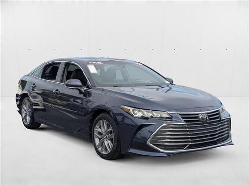 2019 Toyota Avalon XLE