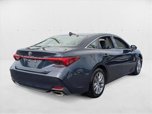 2019 Toyota Avalon XLE