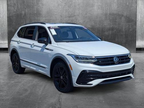 2022 Volkswagen Tiguan 2.0T SE R-Line Black 4MOTION