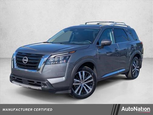 2025 Nissan Pathfinder Platinum FWD