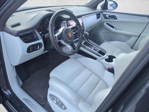 2020 Porsche Macan Turbo