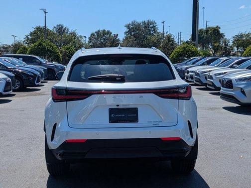 2024 Lexus NX 350h Premium