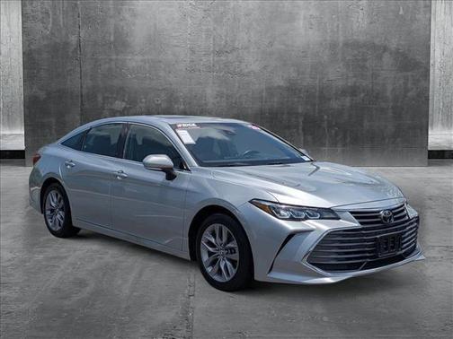 2020 Toyota Avalon XLE