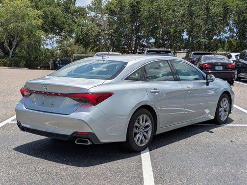 2020 Toyota Avalon XLE