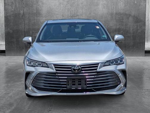 2020 Toyota Avalon XLE