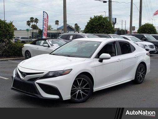 2021 Toyota Camry SE