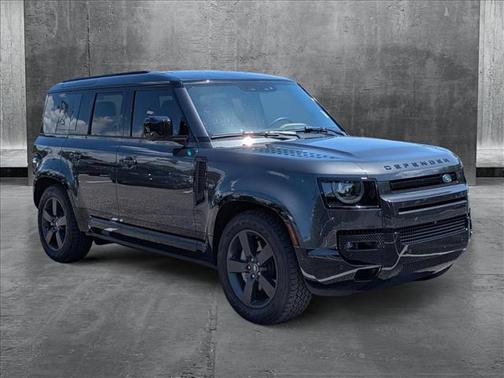 2024 Land Rover Defender 110 P400 X-Dynamic SE