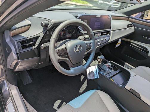 2025 Lexus ES 350 Base