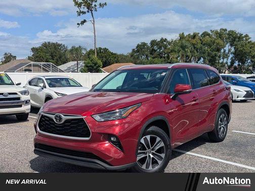 2022 Toyota Highlander XLE