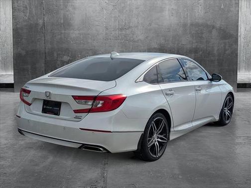 2022 Honda Accord Touring 2.0T