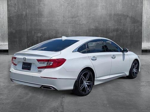 2022 Honda Accord Touring 2.0T