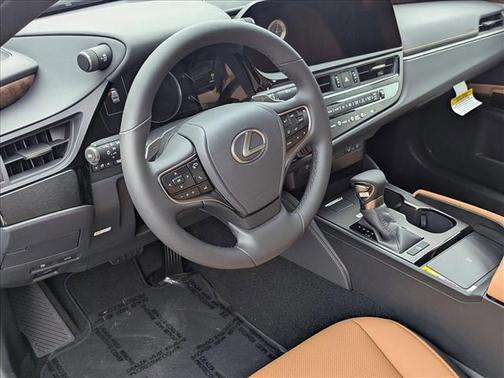 2025 Lexus ES 350 Base
