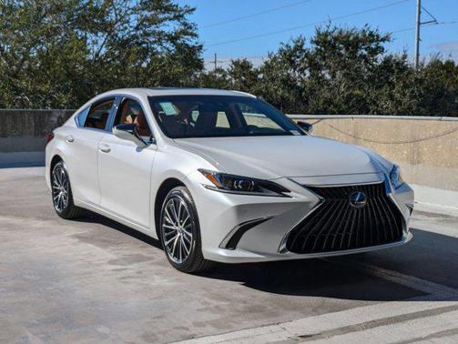 2025 Lexus ES 350 Base