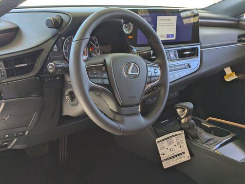 2025 Lexus ES 350 Base
