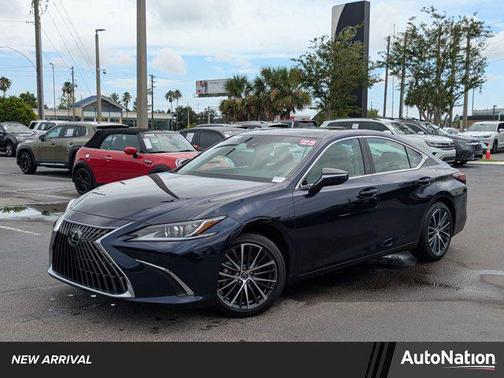 2025 Lexus ES 350 Base