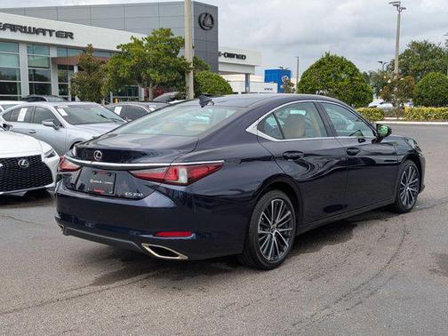 2025 Lexus ES 350 Base