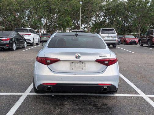 2021 Alfa Romeo Giulia Ti