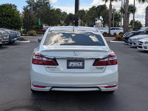 2017 Honda Accord Hybrid Touring