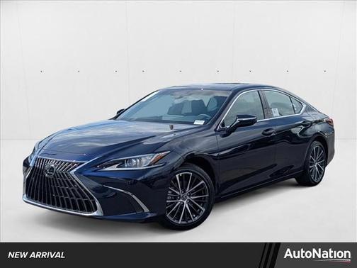2025 Lexus ES 300h Base