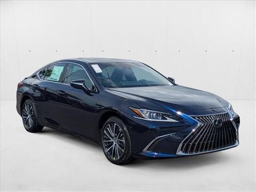 2025 Lexus ES 300h Base