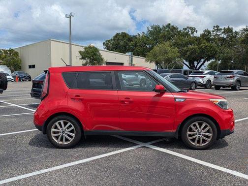2019 Kia Soul +