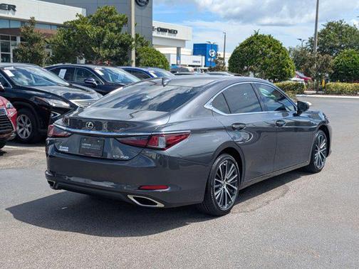 2025 Lexus ES 350 Base