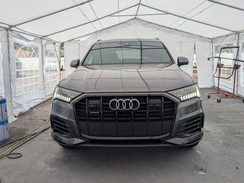 2021 Audi Q7 55 Prestige