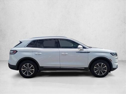 2021 Lincoln Nautilus Reserve