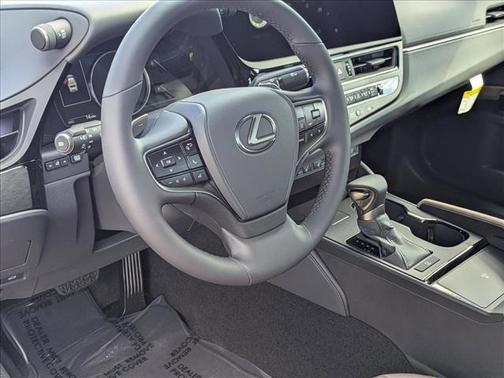 2025 Lexus ES 350 Base