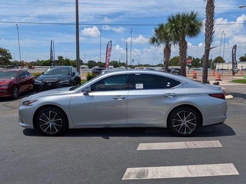 2025 Lexus ES 350 Base