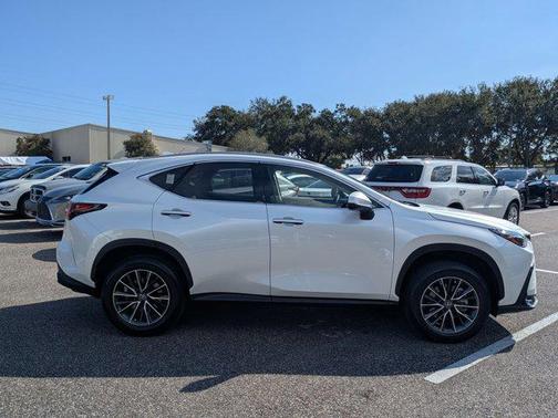 2025 Lexus NX 250 Base