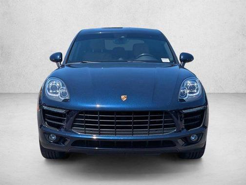 Night Blue Metallic 2017 Porsche Macan Macan