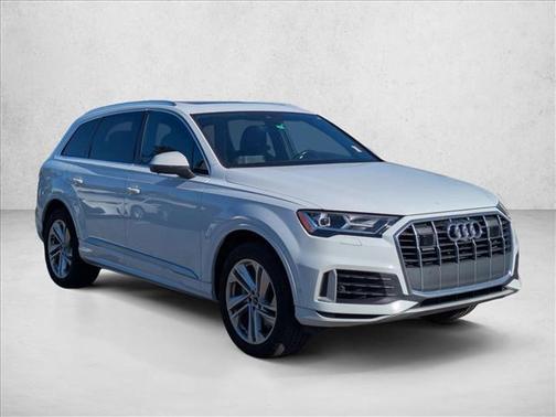 2021 Audi Q7 55 Premium Plus