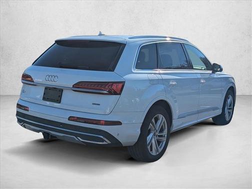 2021 Audi Q7 55 Premium Plus