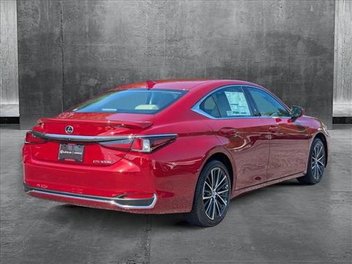 2025 Lexus ES 300h Base