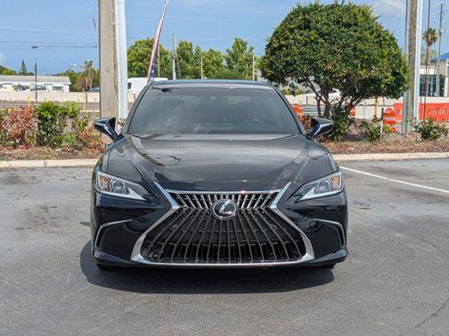 2022 Lexus ES 350 Base