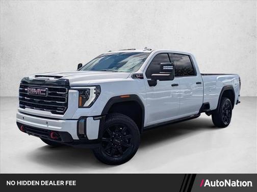 Summit White 2024 GMC Sierra 2500 AT4