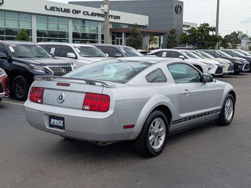 2006 Ford Mustang Base