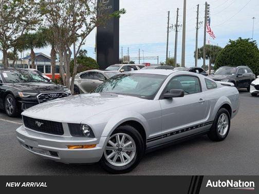 2006 Ford Mustang Base